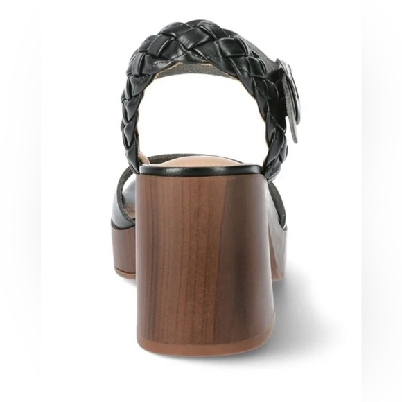 No Boundaries Women's Block Heel Sandals - Picture 3 of 5